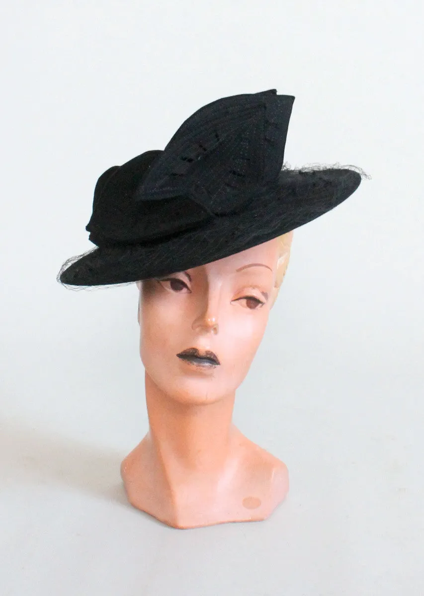 Vintage 1930s Noir Leaves Black Tilt Hat